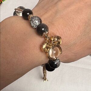 Mouse Black and Gold Glass Beaded Stretch Bracelet